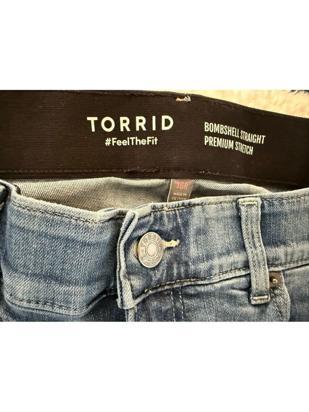 Torrid Bombshell Straight High Rise Jeans (16R) - Picture 4 of 11